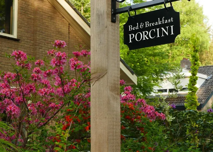 Frühstückspension Porcini 4*