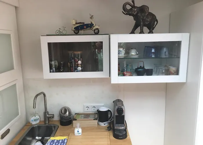 לינה וארוחת בוקר Porcini 4*